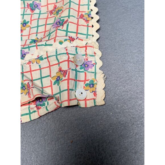 Vintage Floral Womens Bonnet with Buttons & Ric-Rac Trim - Picture 6 of 9